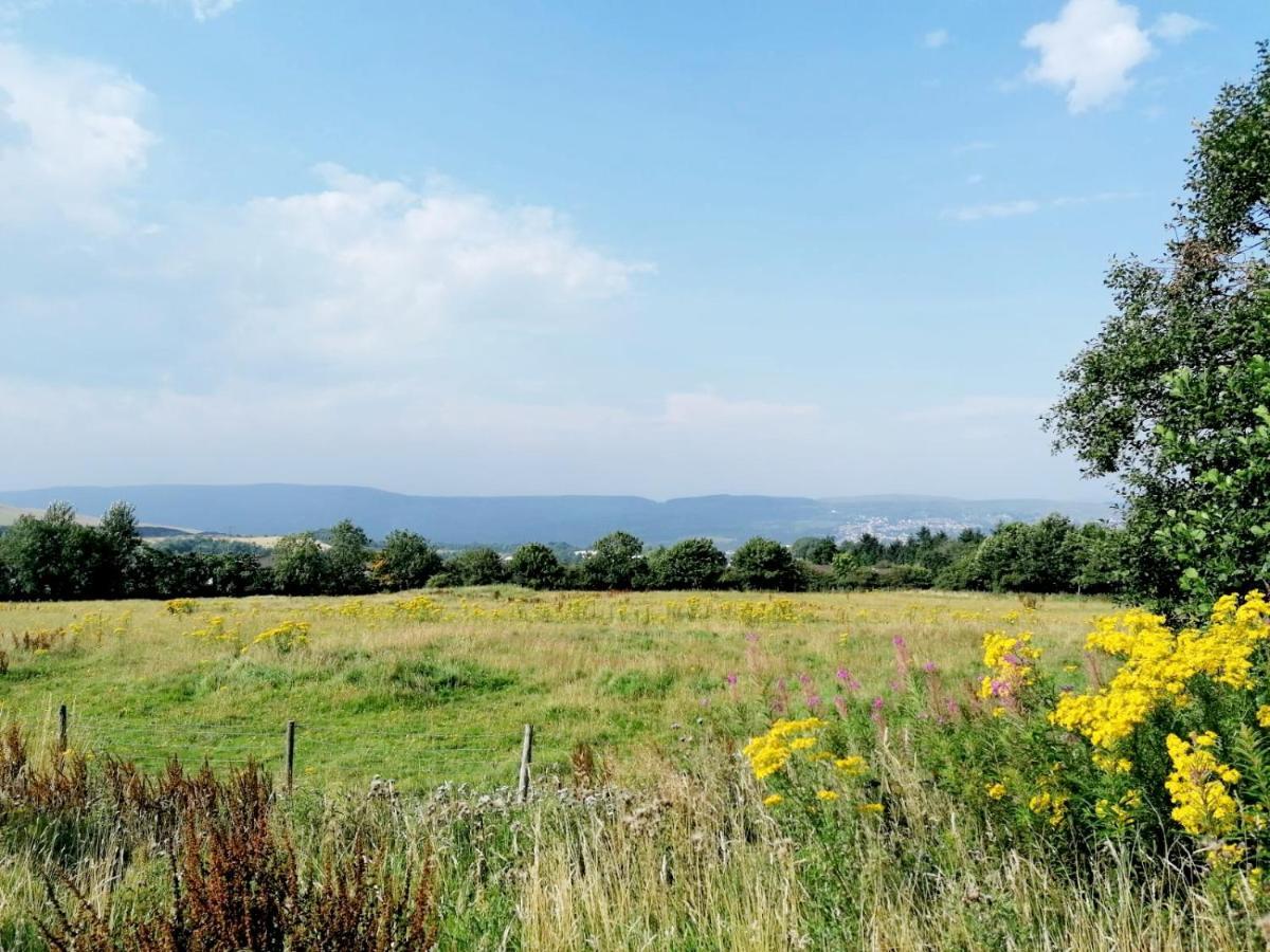 Brecon Burrows Villa Dowlais Bagian luar foto