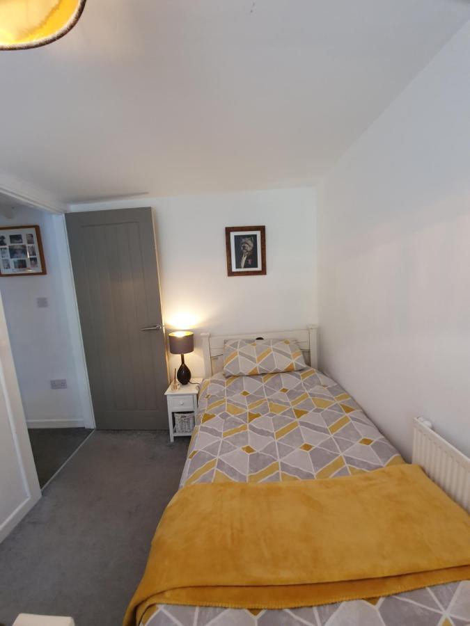 Brecon Burrows Villa Dowlais Bagian luar foto