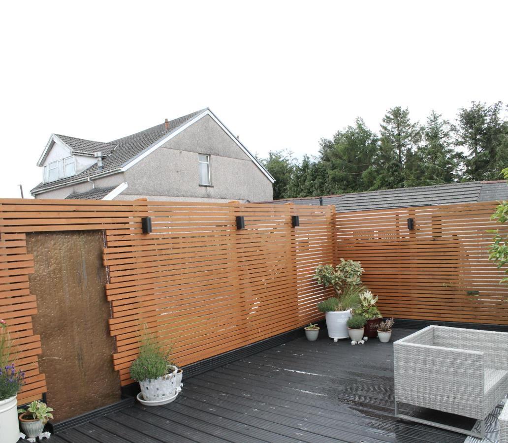 Brecon Burrows Villa Dowlais Bagian luar foto